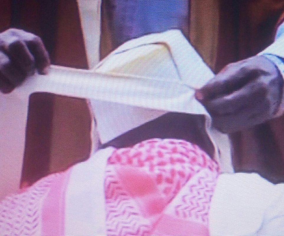 Article : Le turban chez les peuhls de Guinée : signe de pouvoir et de connaissance